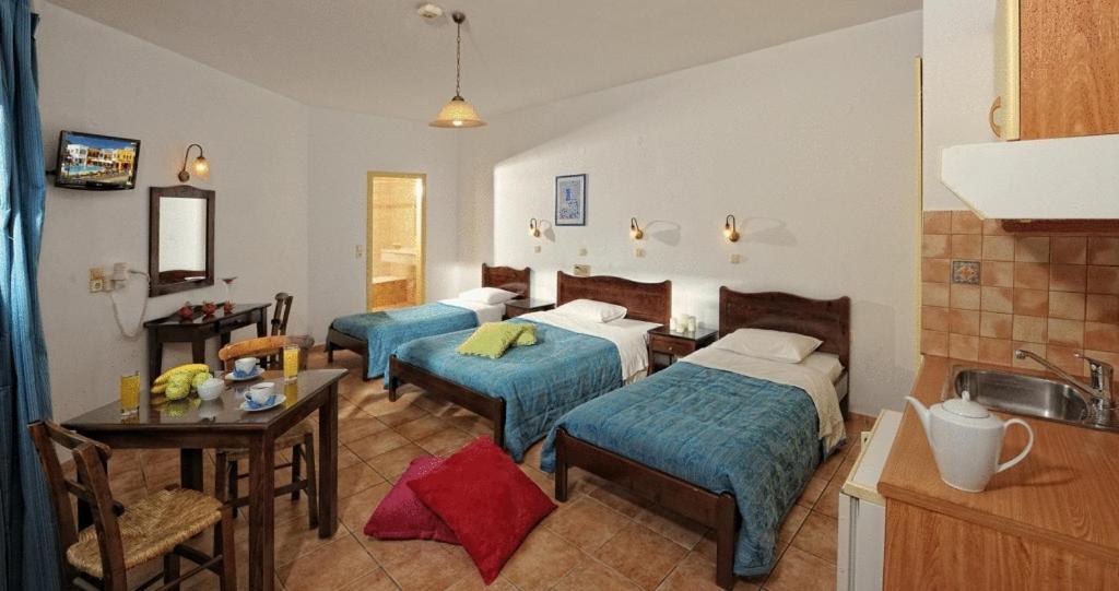 Aegean Sky Hotel-Suites Malia Buitenkant foto
